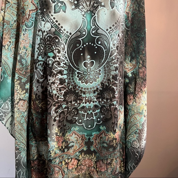 BLEU Sheer Green Poncho Blouse - Picture 8 of 10